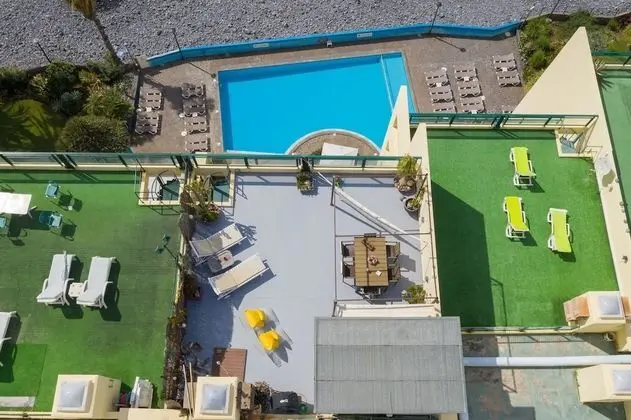 Charming Paint House Apartment in Pestana - Dış Mekan