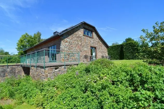Charming Stone House in Robertville With bar and Sauna - Dış Mekan