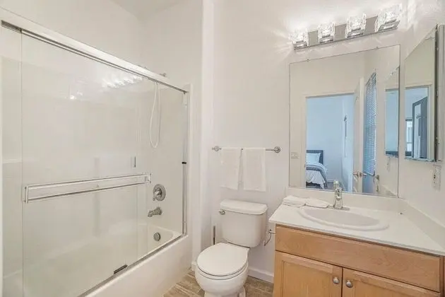 Charming Studio in Hercules - Banyo Tipleri