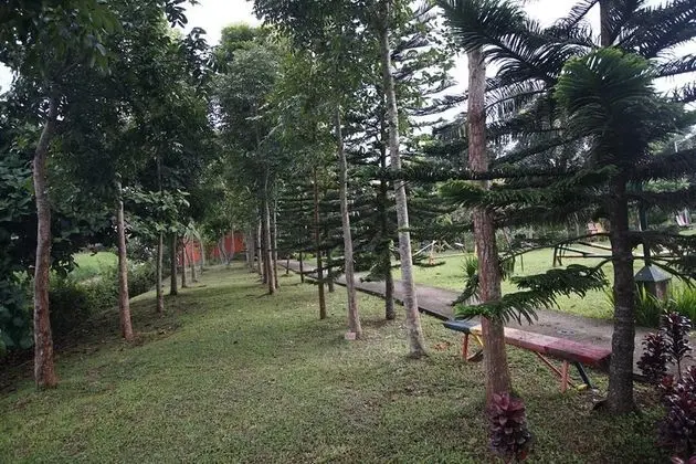 Charming Tagaytay Vacation Home - Dış Mekan