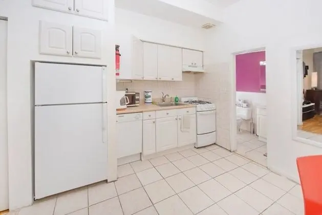 Charming Upper East Side Studio w/ Private Garden - Mutfak