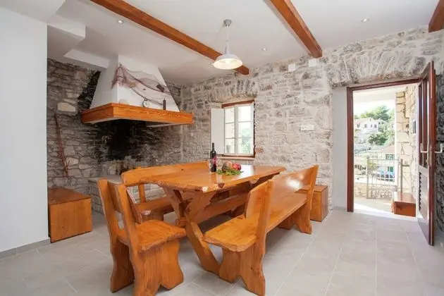 Charming Villa in Vela Luka on the Beach - Yerinde Yemek