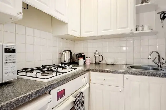 Charming Victoria Home close to Buckingham Palace - Mutfak