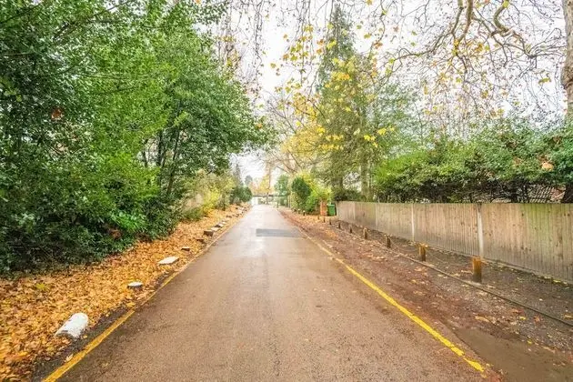 Charming Wimbledon Park Home close to Putney Heath - Dış Mekan