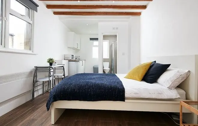 Charmstay Apartments