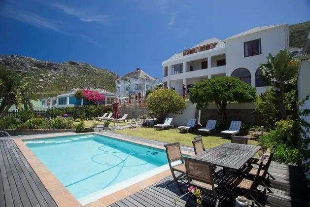 Chartfield Guesthouse - Havuz