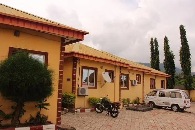 Hotel Charvid