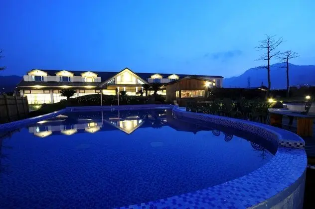 Chat Hot Spring Resort - Havuz