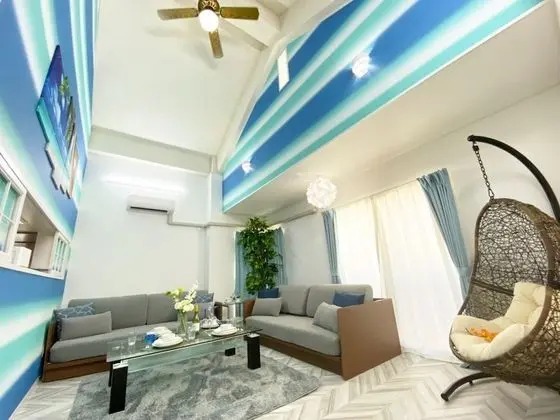 Chatan Tall House