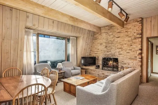 Chateau Chaumont & Dumont Condominiums by Frias