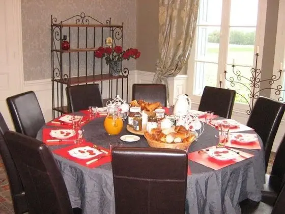 Château Coquelicot - Yerinde Yemek