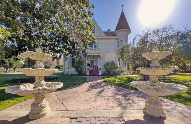 Chateau Coralini - Dış Mekan