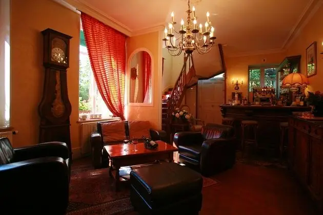 Chateau de Challanges - İç Mekan