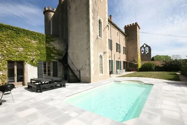 Chateau de Douzens - Havuz
