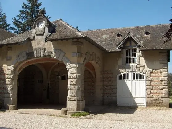 Château de Joyeux - Gîtes - Dış Mekan