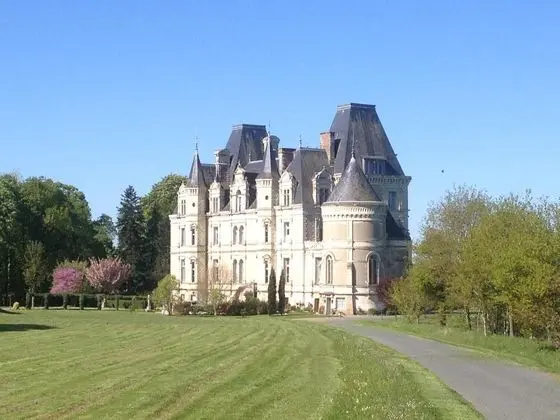 Château de la Tremblaye - Dış Mekan