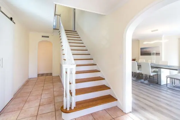 Chateau Hollywood Luxury Home & Pool near Hollywood Broadwalk - Lobi