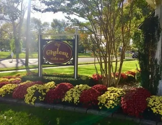 The Chateau Inn and Suites