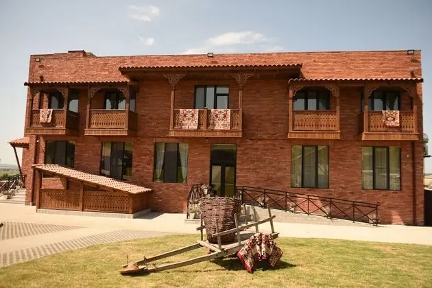 Hotel Chateau Khashmi - 1