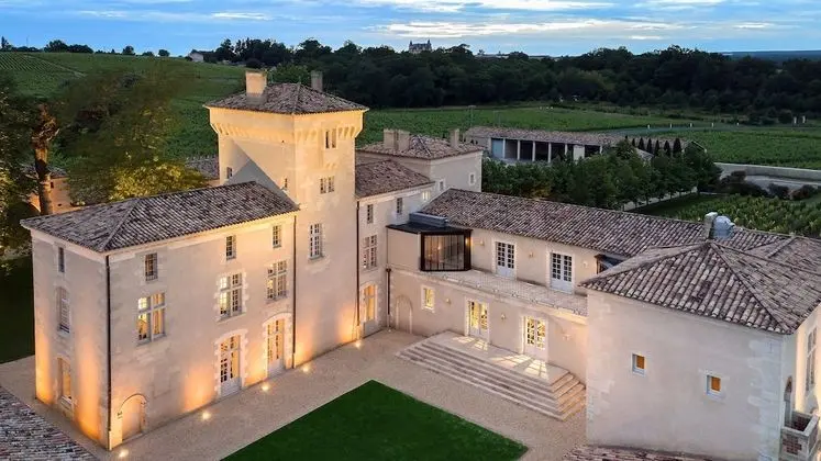 Château Lafaurie-Peyraguey Hôtel & Restaurant LALIQUE - 1