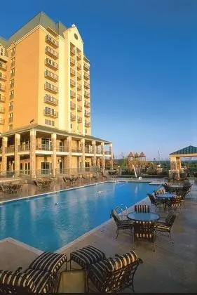 Chateau On The Lake Resort Spa and Convention Center