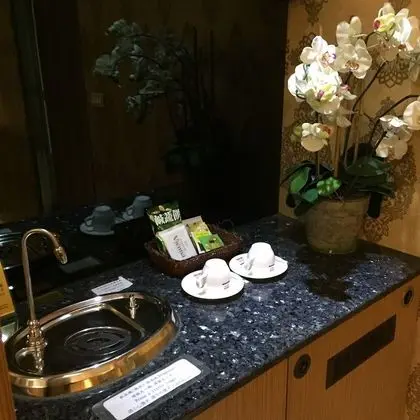 Chateau Motel & Spa - Qiaotou - Yerinde Yemek
