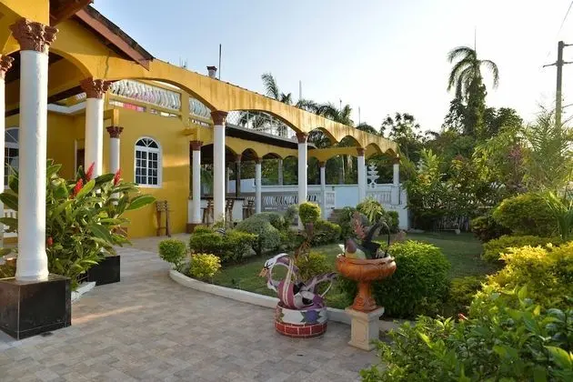 Chateau Margarite Hotel