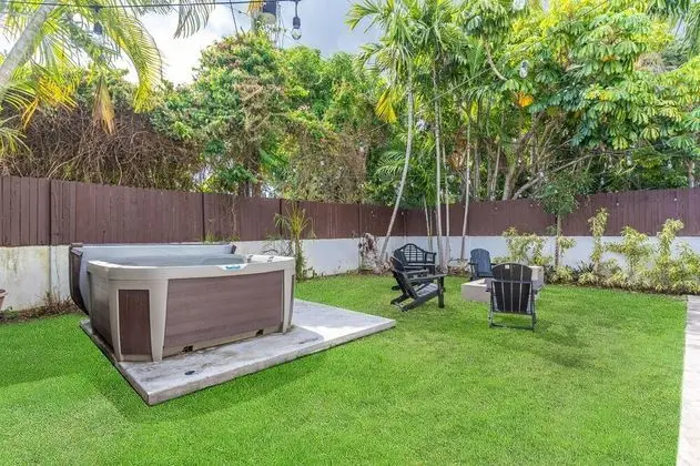Chateau Michael Luxury Brickell Villa - Havuz
