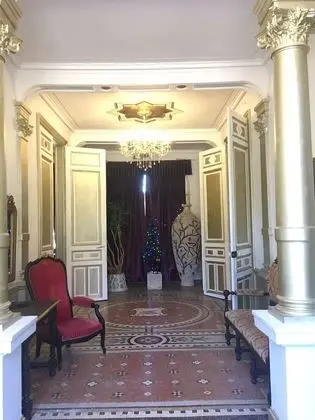 Château Nevers - Lobi