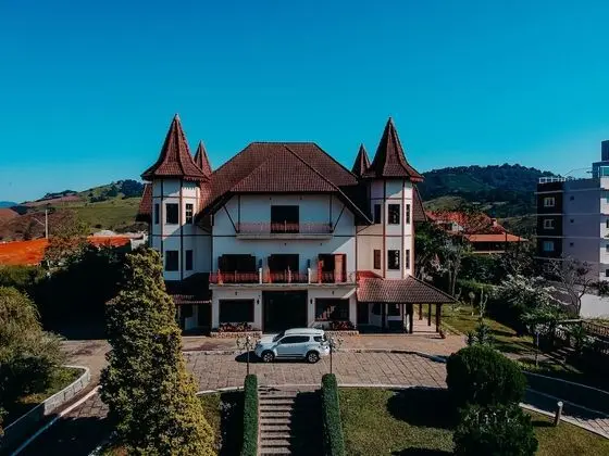 Chateau Palace Hotel