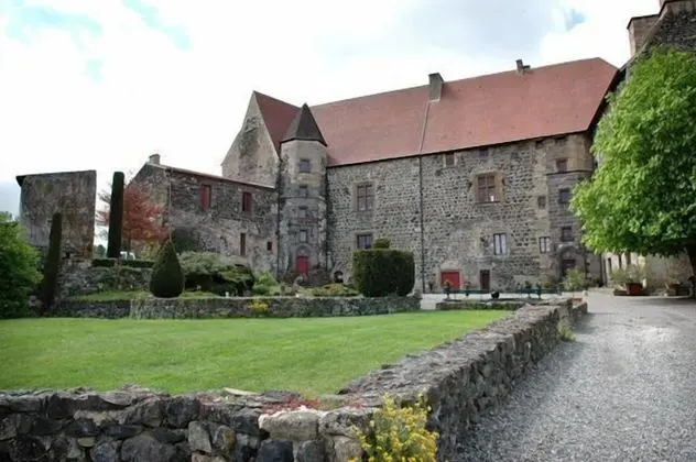 Château Royal de Saint Saturnin - 1