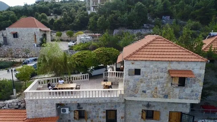 Château Sainte-Andrée - 1