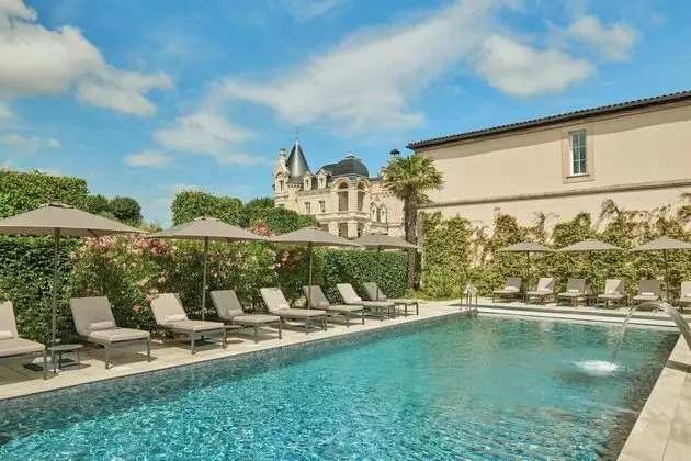 Chateau Hotel & Spa Grand Barrail - Havuz