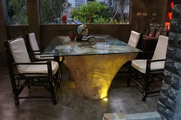 Chaweng Mordern Apartment - Yerinde Yemek