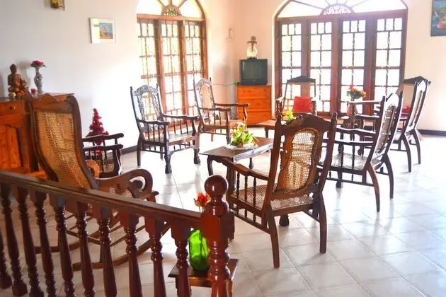 Chaya Villa Guest House - Lobi
