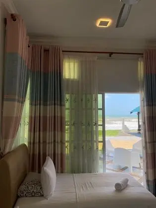 CHE BEACH HOUSE