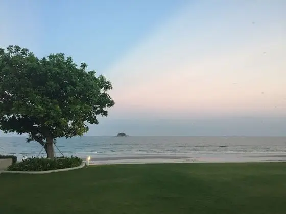 The Che Pool Access Beachfront Condo by Away