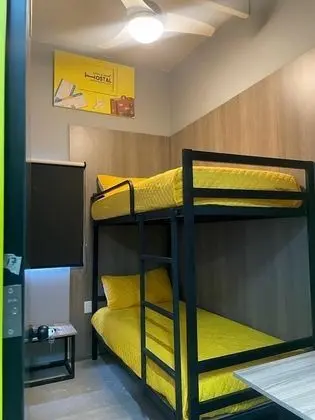 CHECK INN HOSTAL AEROPUERTO GDL - Oda