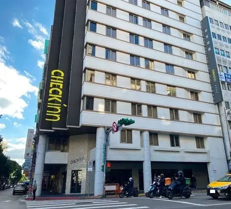 CHECK inn Taipei Main Station - Dış Mekan