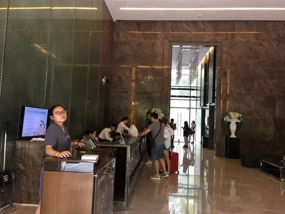 Checkinn Apartment- Poly Zhongda - Lobi