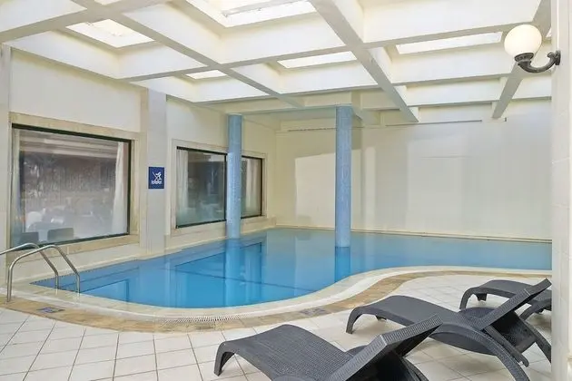 Cheerfulway Balaia Plaza - Havuz