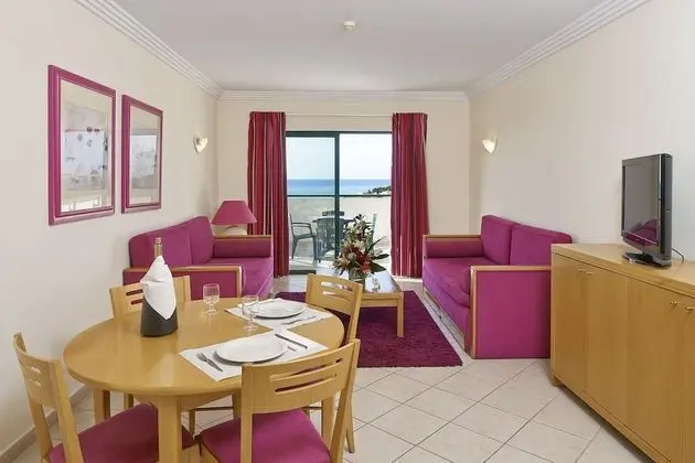 Cheerfulway Balaia Plaza - Oda