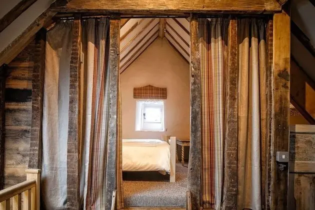 The Cheese House at Gileston Manor - İç Mekan