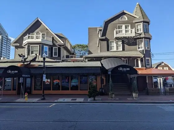 Chelsea Pub & Inn - Dış Mekan