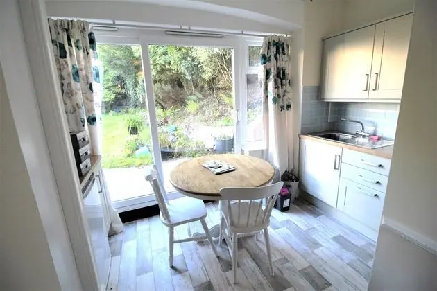 Chelston Dene Holiday Apartments - Mutfak