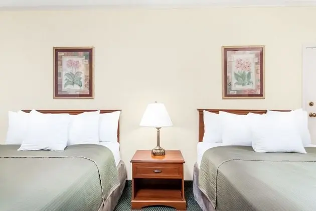 Chenango Inn and Suites