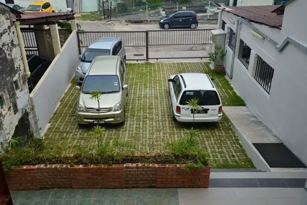 CHENG HO RESIDENCE