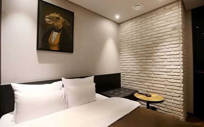 Cheonan A-vant Hotel