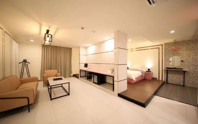 Cheonan U-design Hotel