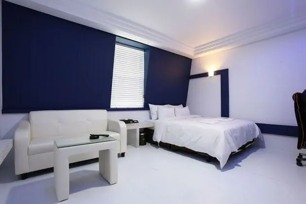 Cheongju Kkuljam PC Hotel